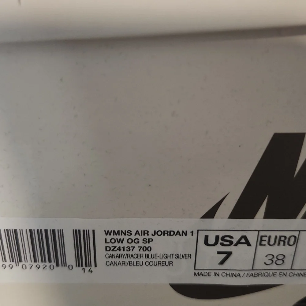 SOLD Travis Scott Jordan Low. - Picture 7 of 7